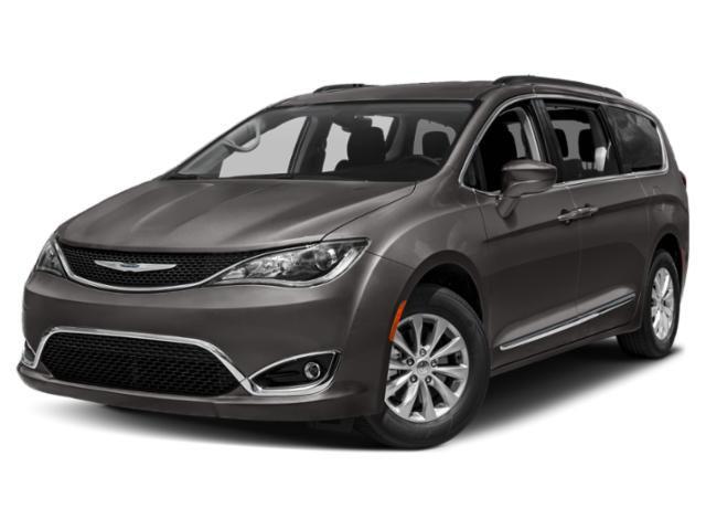 Photo of 2019 Granite Crystal Metallic Clearcoat Chrysler Pacifica
