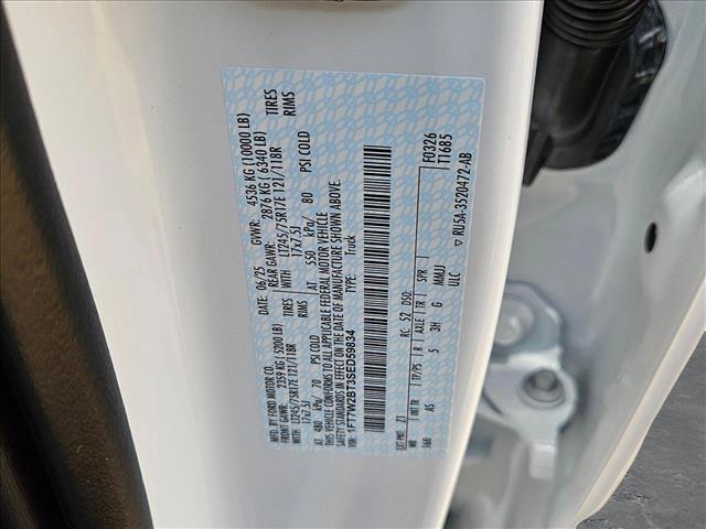 Photo of 2025 Oxford White Ford F-250