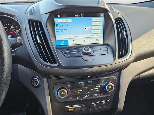 Photo of 2019 Oxford White Ford Escape