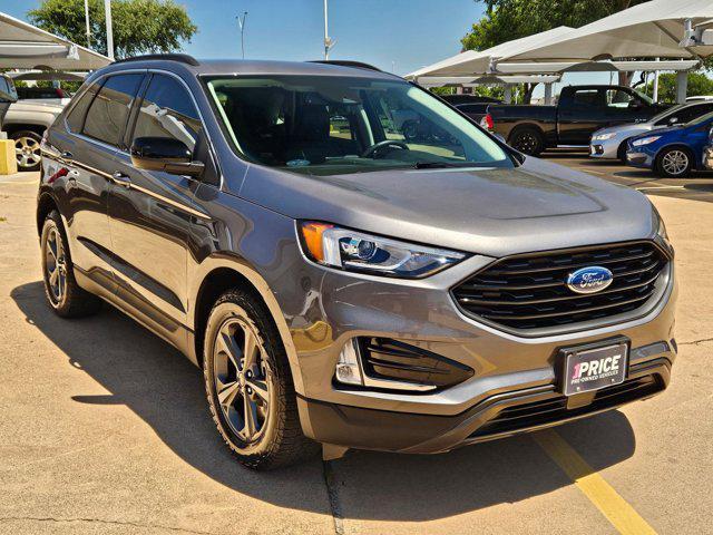 Photo of 2022 Carbonized Gray Metallic Ford Edge