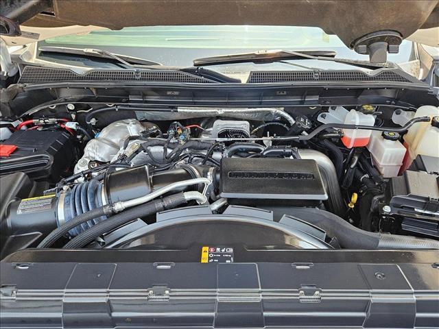 Photo of 2024 White Frost Tricoat GMC Sierra 2500