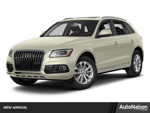 Photo of 2015 Glacier White Metallic Audi Q5