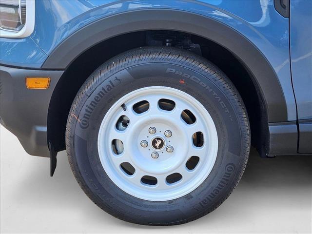 Photo of 2025 Azure Gray Metallic Tri-Coat Ford Bronco Sport
