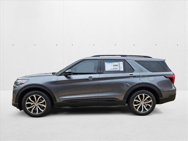 Photo of 2025 Carbonized Gray Metallic Ford Explorer