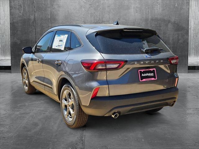 Photo of 2025 Carbonized Gray Metallic Ford Escape