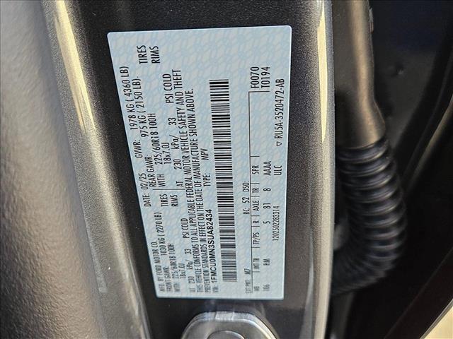 Photo of 2025 Carbonized Gray Metallic Ford Escape