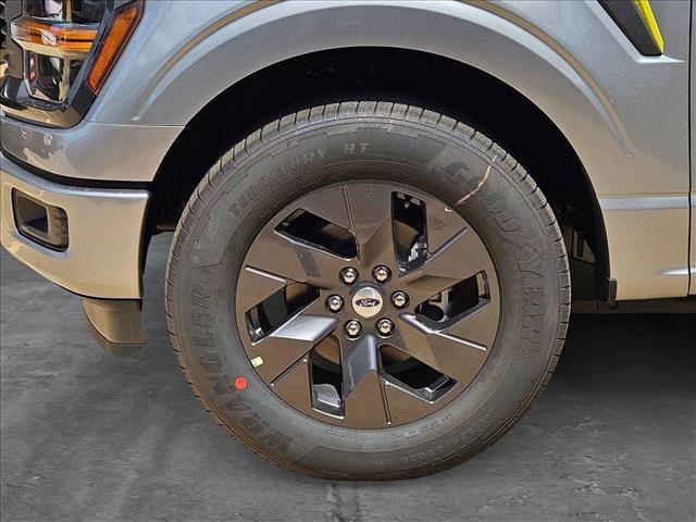 Photo of 2025 Iconic Silver Metallic Ford F-150