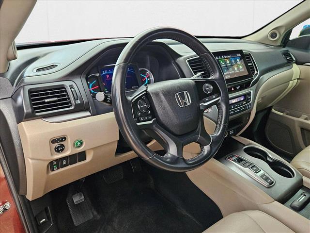 Photo of 2021 Black Honda Pilot