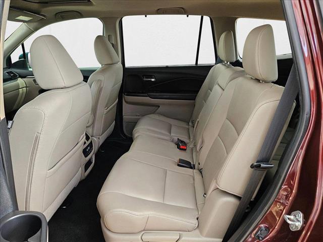 Photo of 2021 Black Honda Pilot