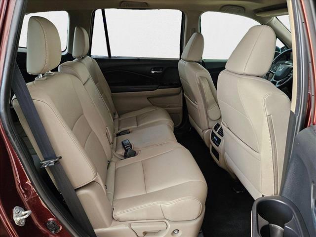 Photo of 2021 Black Honda Pilot