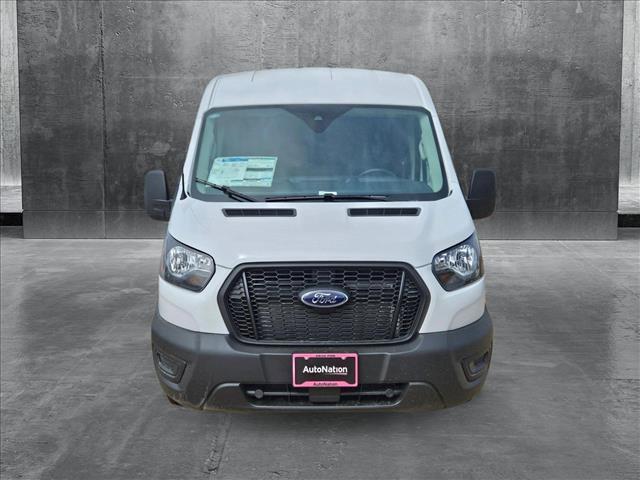 Photo of 2025 Oxford White Ford Transit-250