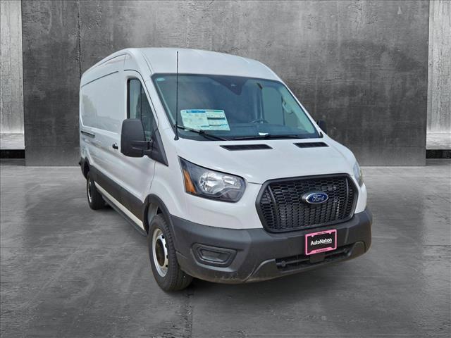 Photo of 2025 Oxford White Ford Transit-250