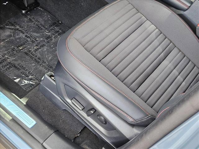 Photo of 2025 Vapor Blue Metallic Ford Explorer