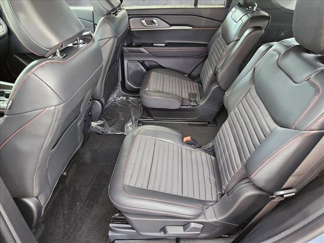 Photo of 2025 Vapor Blue Metallic Ford Explorer
