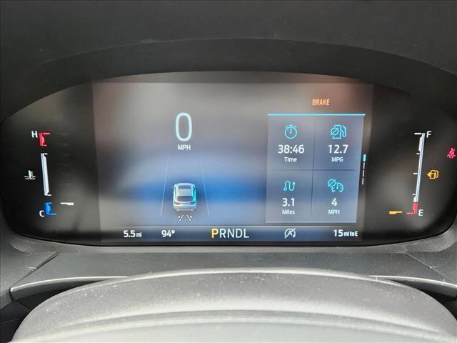 Photo of 2025 Star White Metallic Tri-Coat Ford Escape