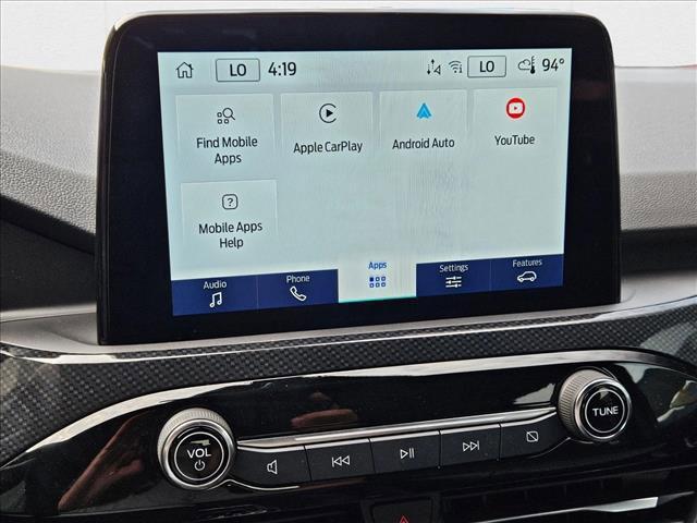 Photo of 2025 Star White Metallic Tri-Coat Ford Escape
