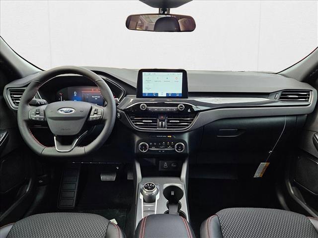 Photo of 2025 Star White Metallic Tri-Coat Ford Escape