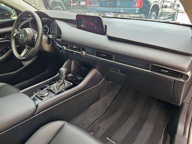 Photo of 2024 Platinum Quartz Metallic Mazda Mazda3
