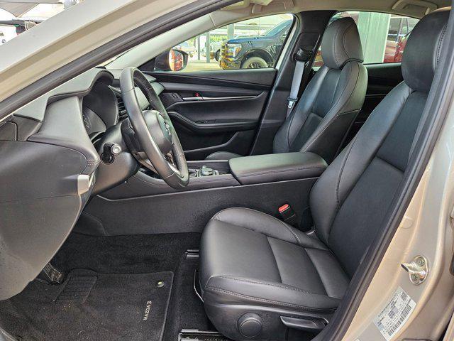 Photo of 2024 Platinum Quartz Metallic Mazda Mazda3