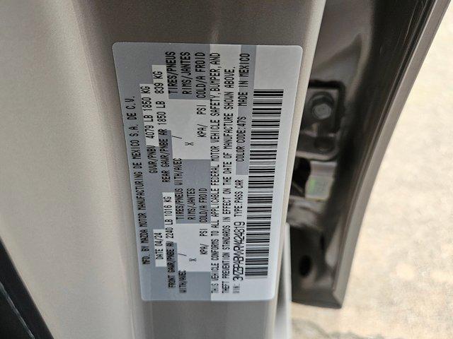 Photo of 2024 Platinum Quartz Metallic Mazda Mazda3