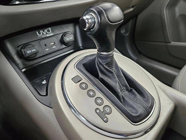 Photo of 2015 Sage Green Kia Sportage
