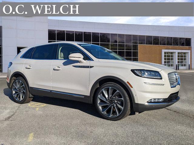 Photo of 2023 CERAMIC PEARL MET 3C Lincoln Nautilus