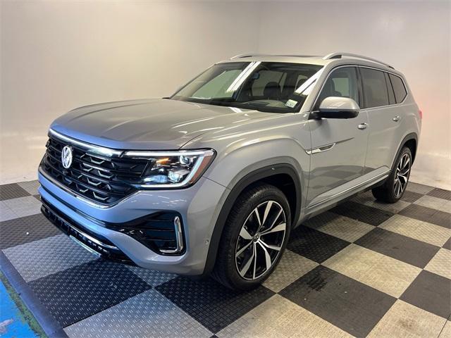 Photo of 2026 Silver Volkswagen Atlas