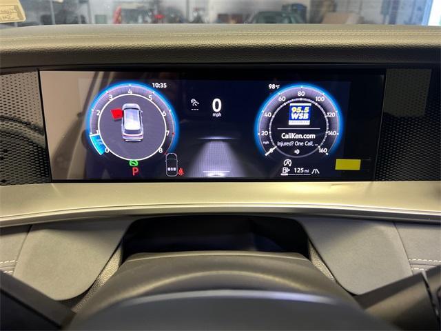 Photo of 2025 Pure White Volkswagen Tiguan