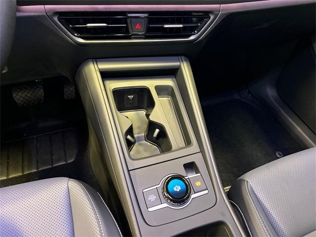 Photo of 2025 Platinum Gray Metallic Volkswagen Tiguan