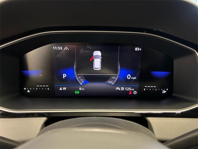 Photo of 2025 Platinum Gray Metallic Volkswagen Jetta