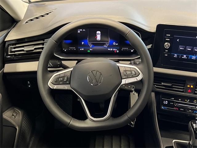 Photo of 2025 Platinum Gray Metallic Volkswagen Jetta