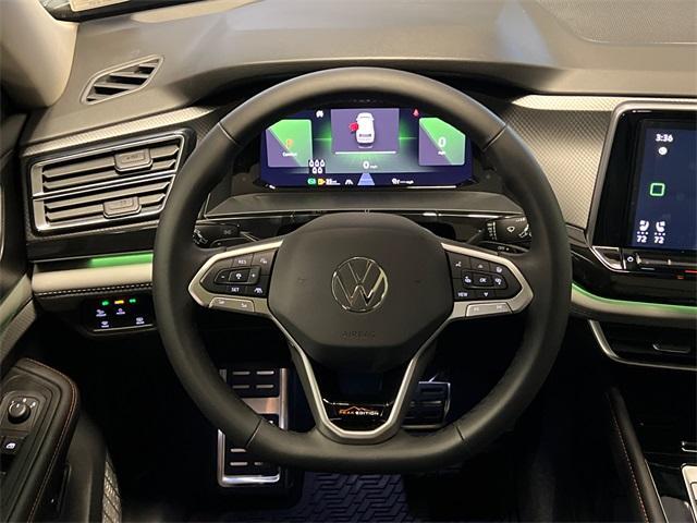 Photo of 2025 Avocado Green Pearl Volkswagen Atlas