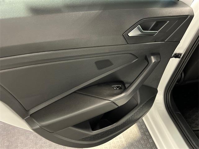 Photo of 2026 Pure White Volkswagen Jetta