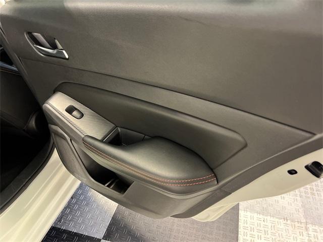 Photo of 2021 White Nissan Altima