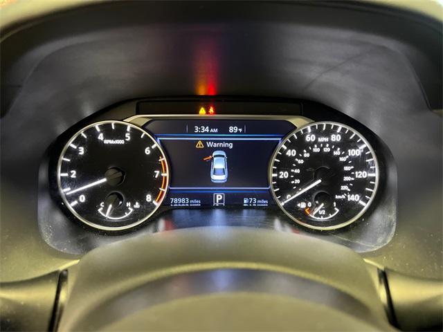 Photo of 2021 White Nissan Altima