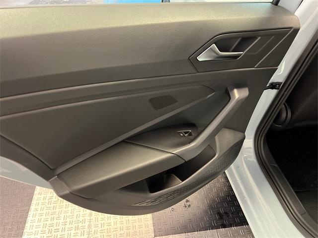 Photo of 2025 Alpine Grey Volkswagen Jetta