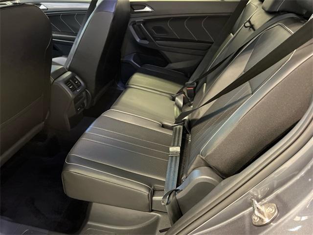 Photo of 2024 Platinum Gray Metallic Volkswagen Tiguan