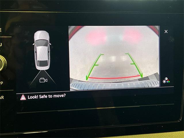 Photo of 2025 Pure White Volkswagen Jetta