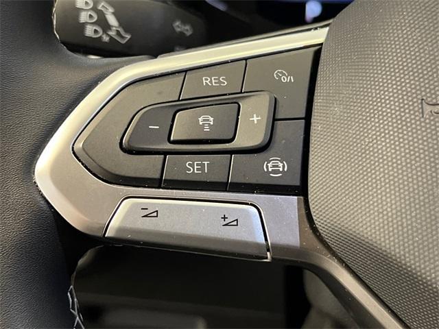 Photo of 2023 Deep Black Pearl Effect Volkswagen Atlas Cross Sport