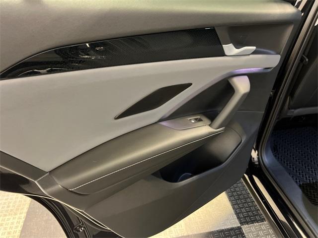 Photo of 2025 Deep Black Pearl Effect Volkswagen Tiguan