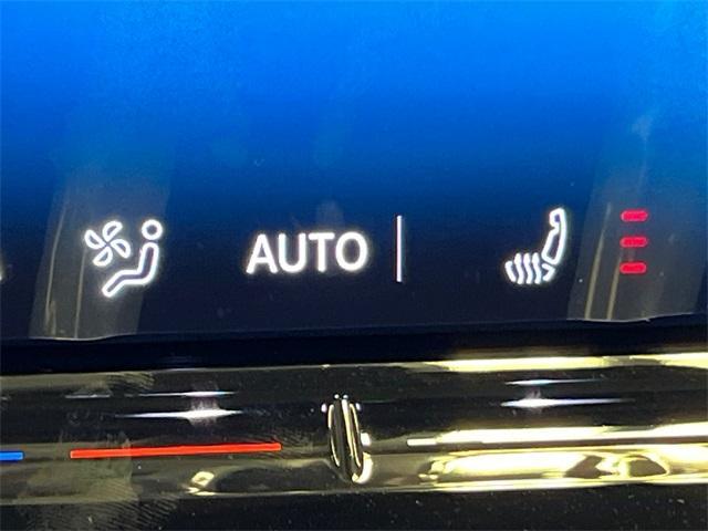 Photo of 2025 Pure White Volkswagen Tiguan