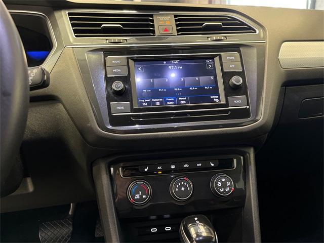 Photo of 2023 Deep Black Pearl Effect Volkswagen Tiguan