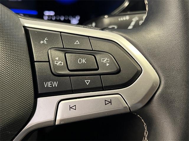 Photo of 2022 Platinum Gray Metallic Volkswagen Taos