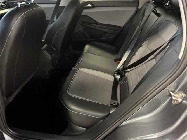 Photo of 2022 Platinum Gray Metallic Volkswagen Taos