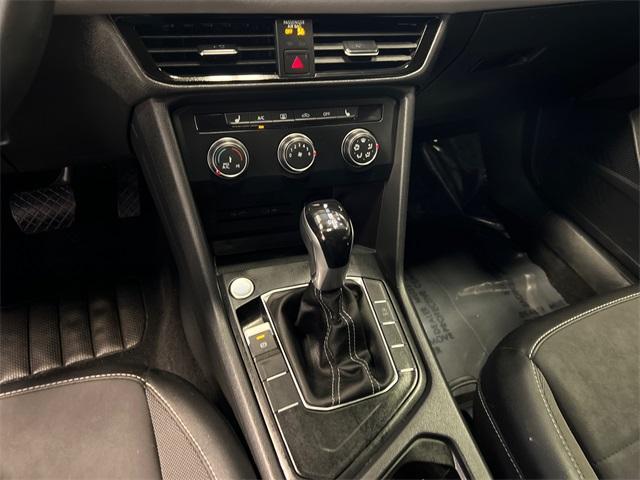 Photo of 2022 Platinum Gray Metallic Volkswagen Taos