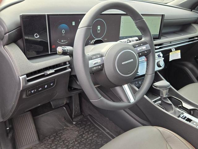 Photo of 2025 Phantom Black Hyundai SANTA CRUZ