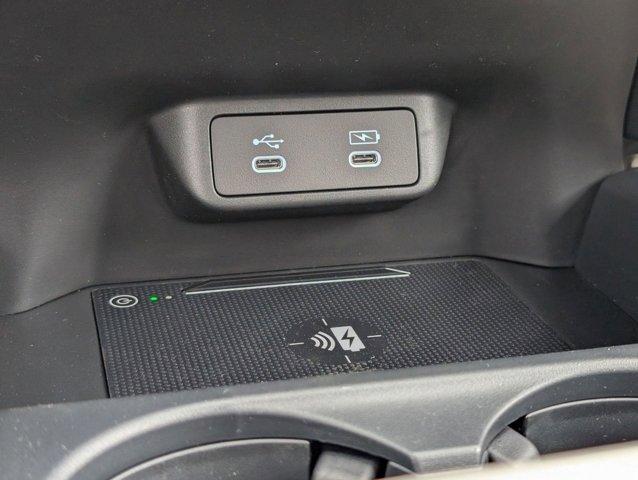 Photo of 2026 Pearl Honda HR-V