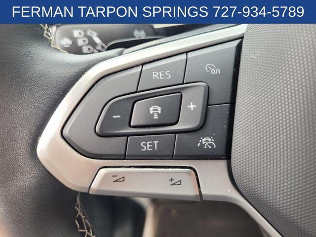 Photo of 2024 Platinum Gray Metallic Volkswagen Atlas Cross Sport