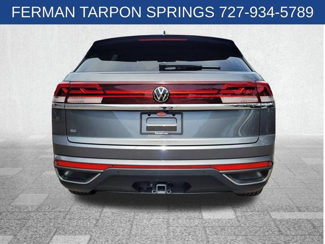 Photo of 2024 Platinum Gray Metallic Volkswagen Atlas Cross Sport
