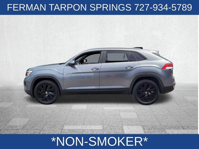 Photo of 2024 Platinum Gray Metallic Volkswagen Atlas Cross Sport